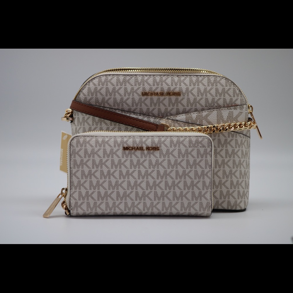 Michael Kors crossbody & Wrst Wallet